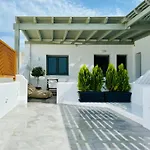 Luaz Naxian Living Dom wakacyjny