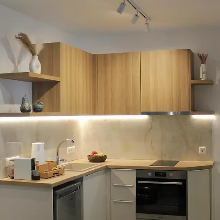 Luaz Naxian Living * Naxos City