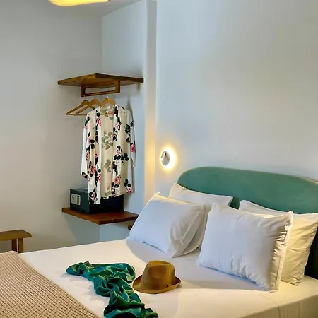 Luaz Naxian Living *