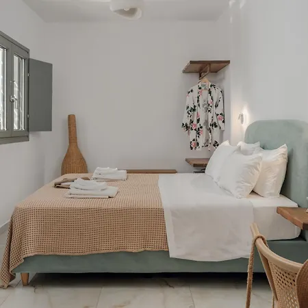 Luaz Naxian Living *