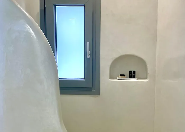 Luaz Naxian Living * Naxos City